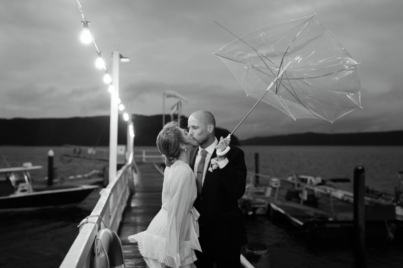 windy rainy wedding photos